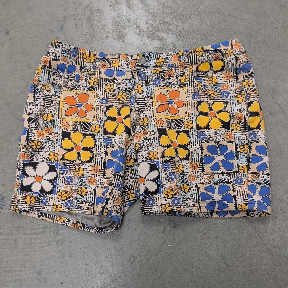 St33le Floral Shorts, Size 32
